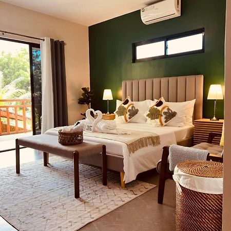 Tambisan Resort Сан Хуан Екстериор снимка