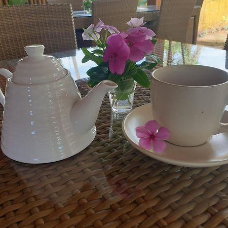 Tambisan Resort Сан Хуан Екстериор снимка