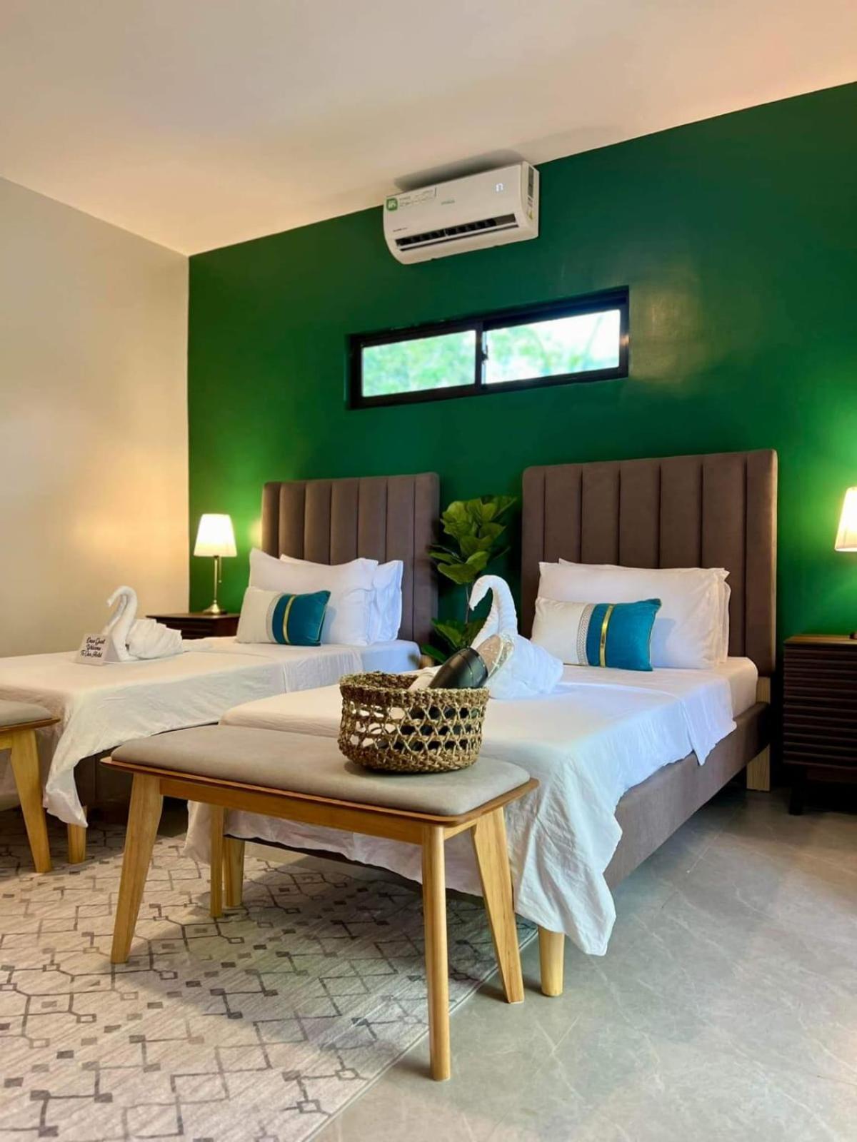 Tambisan Resort Сан Хуан Екстериор снимка