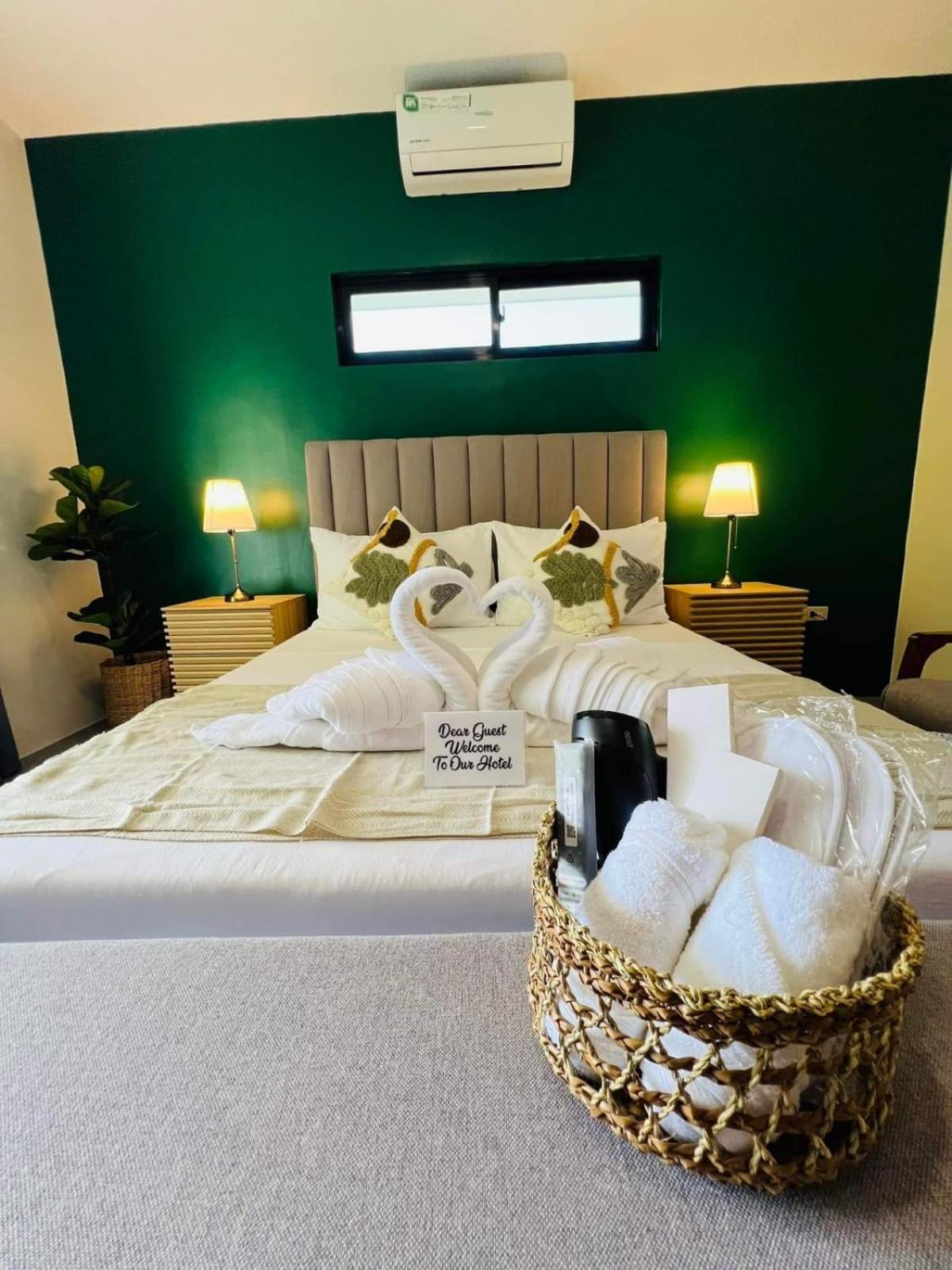 Tambisan Resort Сан Хуан Екстериор снимка