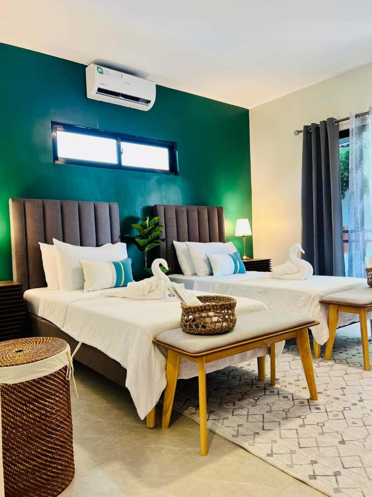 Tambisan Resort Сан Хуан Екстериор снимка